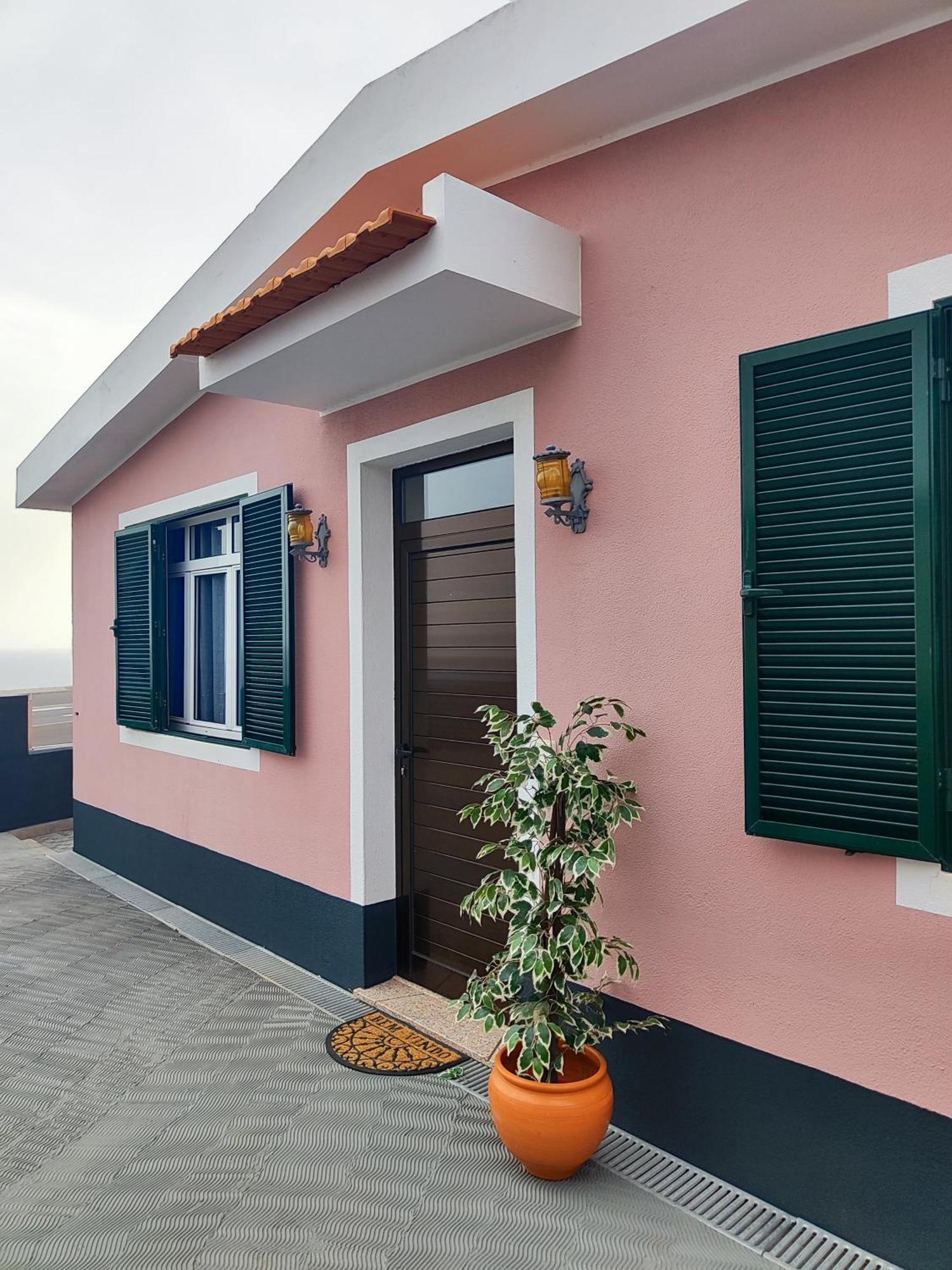 Gateone Al Airport View House Villa Machico  Eksteriør bilde